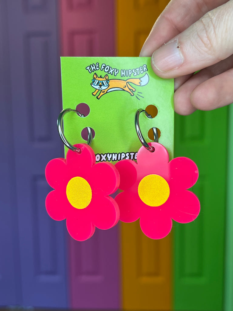 Daisy Hot Pink Flower Dangle Earrings