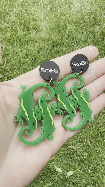 Sobe 90’s Drink Lizard Dangle Earrings